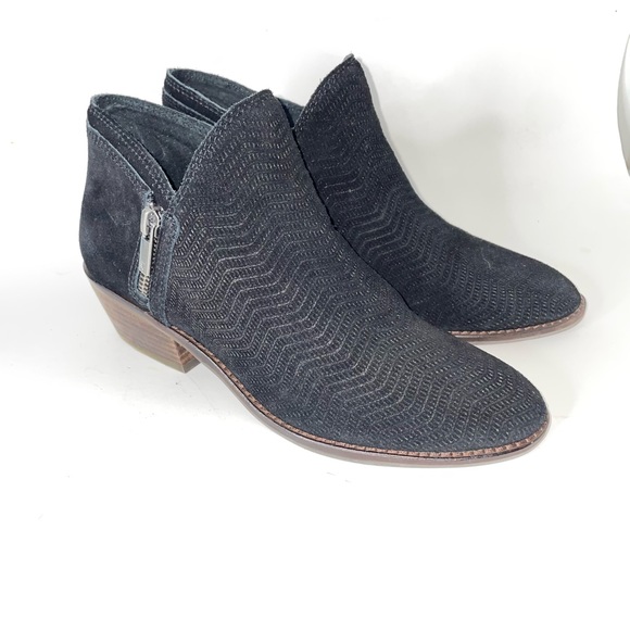 Lucky Brand Women's Size 7 Perforated Ankle Boots Black Suede Booties - Picture 2 of 11